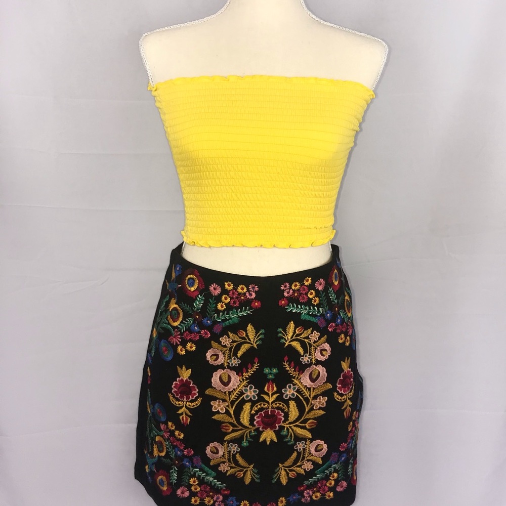 Embroidered Black Skirt!